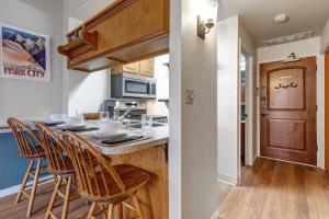 Copperbottom Inn 312 condo