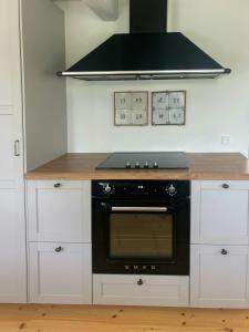 Historic Kikhavn Summer House With Ocean View