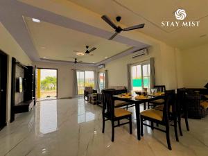 StayMist - Pool and Pause Villa