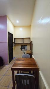 YOLINDAs TOURIST INN