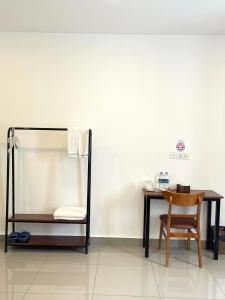 22 Homestay Near Techo international airport