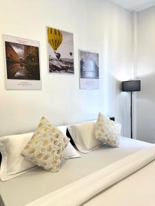 22 Homestay Near Techo international airport