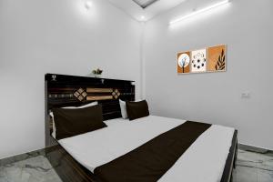 Hotel O by OYO ROYAL SIDHAULI