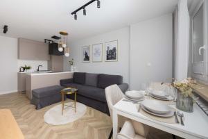 Cosy Apartment in the Centre Remote Work by Noclegi Renters