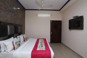 Hotel O Gopinath Temple Jaipur Formerly Deepak Inn