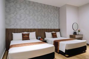 Cat Ba An Bloom Hotel - Managed by DG Sol Hospitality - Viet Hoa Building