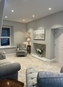 Luxury Private Apartments - Close to Town Centre