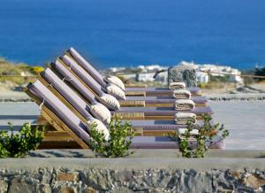 Lithos Luxury Rooms (Adults Only)