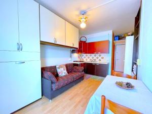 Modern apartment in Caorle with private terrace