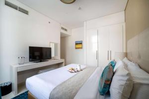 Frank Porter - Damac Cour Jardin