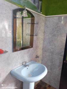 Saman Guest House & Yala Safari