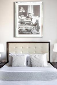 Frank Porter - The Residences Tower 8