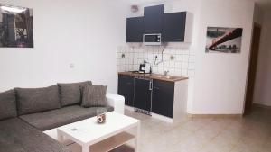 Karest Compact 1 Room Apartment