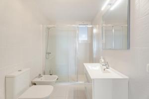 Apartment 3 Bedrooms Heated Pool