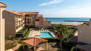 Alizea Beach A N101 3P6