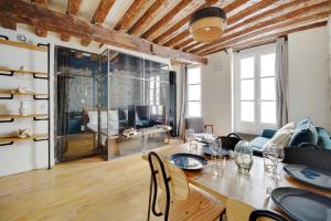 Authentic apartment 1BR 4P Arts et Metiers