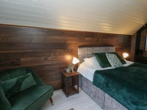 Glamping Tri Pod 8 - Gower