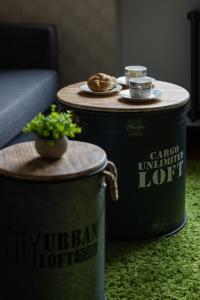 Tasteful and Spacious Two Bedroom Apartment by Noclegi Renters