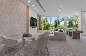 Family Tides At GalleryOne