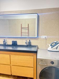 Le Ciel de Fabron Piscine et Tennis