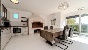 Sea view Villa Summer 1 by Villas Guide