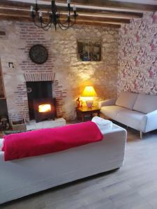 Gite Le Berry, Riverside property in Belabre