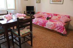 Spacious apartment near the beach