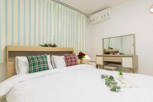 7 minutes from Seoul Sinrim Station, 3 minutes from Danggok StationNear Seoul National UniversityClean and cozy Jo un Stay in Sinrimdong