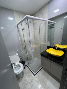 FLAT BEM LOCALIZADO COM PISCINa