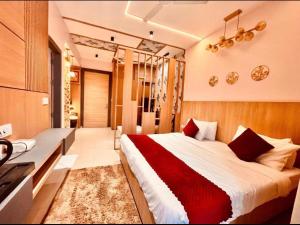 Vrindavan serenity hotel & suites