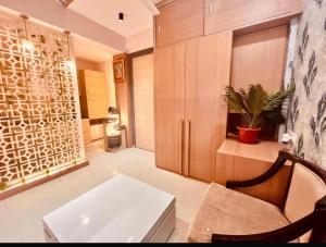 Vrindavan serenity hotel & suites