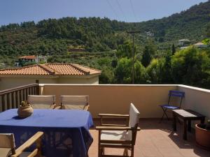 Villa Constantina, Garden and View