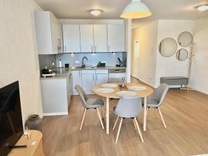 REVON Central-Urban apartment, Free Parking