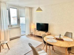 REVON Central-Urban apartment, Free Parking
