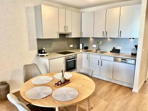 REVON Central-Urban apartment, Free Parking