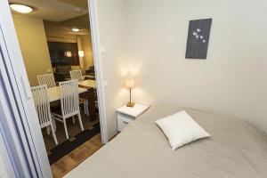 Leviski C 2 Visit Levi