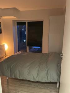 Lake view, private balcony