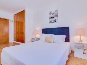 Colina Beach Holidays, 2 bdr Apartment Quarteira