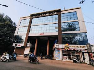 POP 84191G Hotel Rajniwas