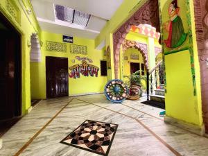 Hotel Paramount Palace