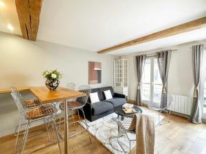 Charming property - Notre Dame Cathedral