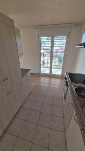 Sunny Place Geneva 15 min Train