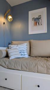 La Maison Bleue Vallon Pont d Arc