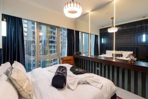 Polo Bar DXB a High Floor 1BDR in Downtown Dubai