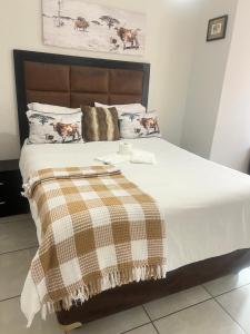 The Blyde 2Bed Tribe