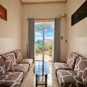 Tứ Hưng Hotel Bảo Lộc