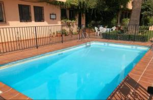Apartamento Granada con Piscina y Parking incluido