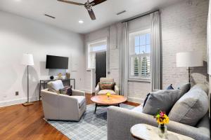 Perfect Location - King Street Condo