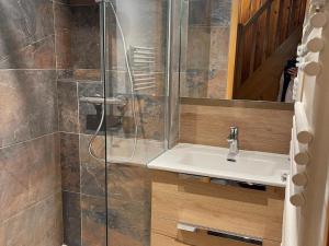 Duplex confort pour 4 personnes avec balcon et terrasse à Valloire - FR-1-263-92
