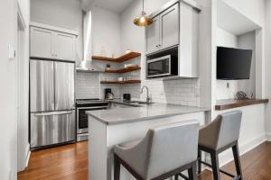 King Street Condo - Endless Outdoor Space